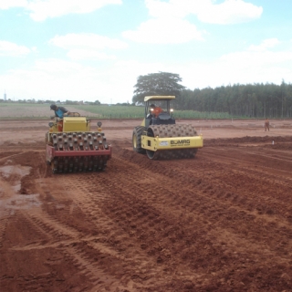 Aterro Mecanizado Grupo Construtor Terraplanagem