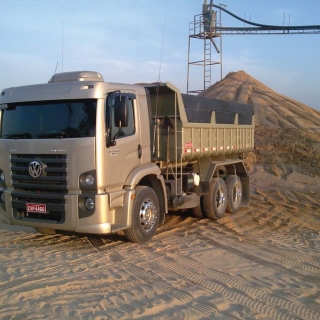 Transporte de Terra e Materiais Grupo Construtor Terraplanagem